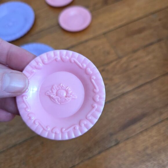 2000s Y2K Vintage Cabbage Patch Purple Plastic Tea Set With Plates And Cups - Picture 7 of 8